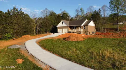 144 Dixon Dr, Rutledge, TN 37861