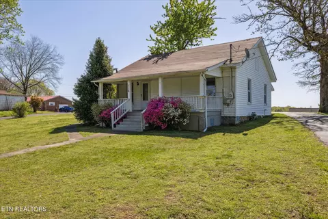 116 S Church Ave, Rockwood, TN 37854