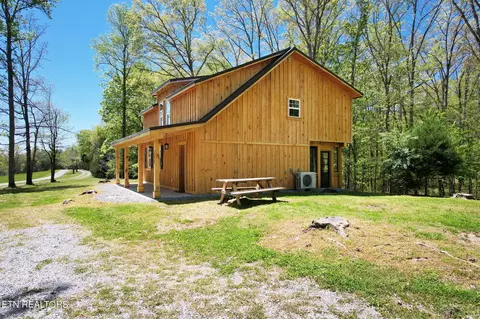 355 Cross Keys Ln, Ten Mile, TN 37880