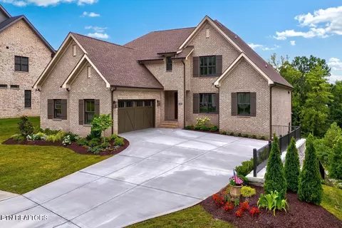 6801 Old Kent Dr, Knoxville, TN 37919
