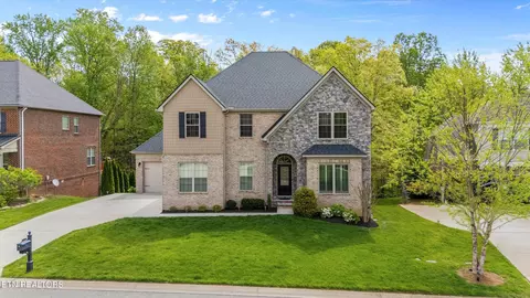 12427 Cotton Blossom Ln, Farragut, TN 37934