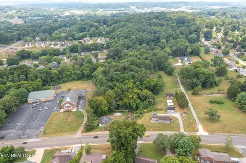 4705 Pleasant Ridge Rd, Knoxville, TN 37912