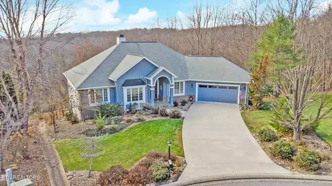 14 Dewsbury Ter, Crossville, TN 38558