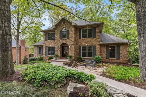 10617 Summit Mountain Ct, Knoxville, TN 37922