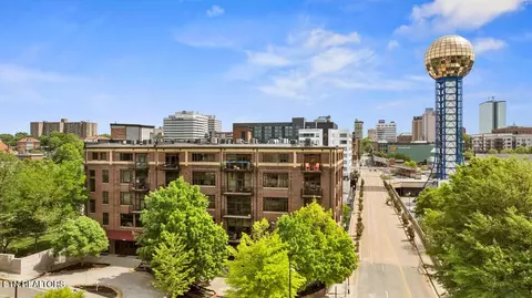 1060 Worlds Fair Park Dr #208, Knoxville, TN 37916