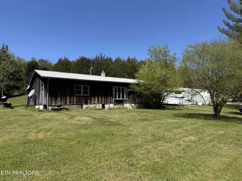 3435 Glendale Rd, Bybee, TN 37713