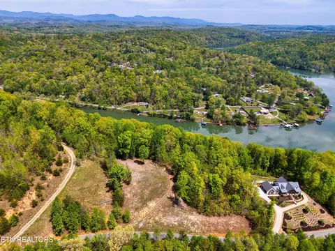Sheerwater Rd, Kingston, TN 37763