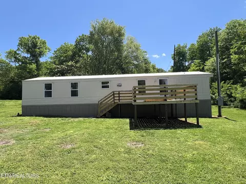 215 Pettit St, Vonore, TN 37885