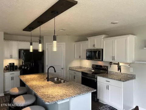 Kitchen - 128 Waverly, Talbott, TN 37877 photo 1 of 1