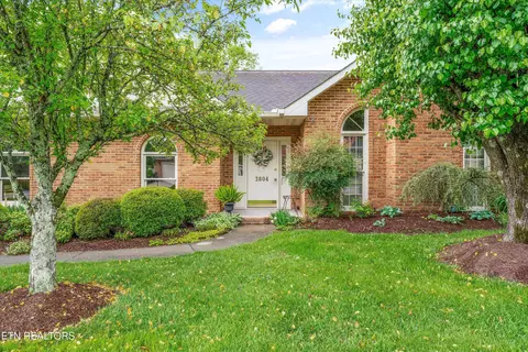 3804 Whitworth Dr, Knoxville, TN 37938