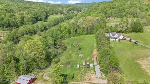 117 Dalton Ln, Clinton, TN 37716