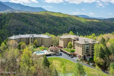 1704 Hidden Hills Rd #611, Gatlinburg, TN 37738