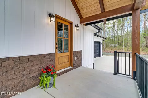851 Riverchase Tr, Clarkrange, TN 38553 photo 9