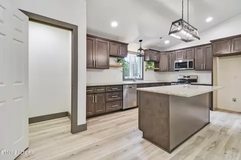 851 Riverchase Tr, Clarkrange, TN 38553 photo 12