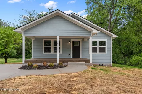 301 NW Seaman St, Knoxville, TN 37919