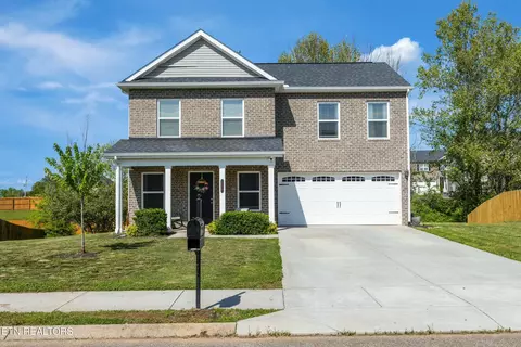 728 Sandpiper St, Maryville, TN 37801