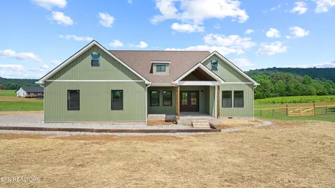823 Okalona Rd, Rickman, TN 38580