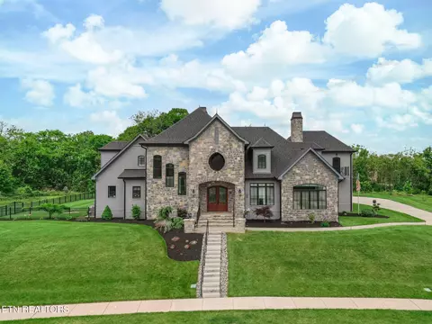 367 Barnsley Rd, Farragut, TN 37934