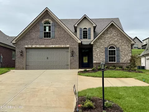 2121 Mission Hill Ln, Knoxville, TN 37932