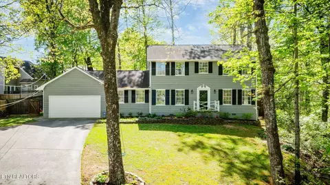 9743 Clearwater Dr, Knoxville, TN 37923