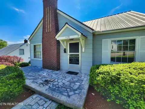 510 E Ash St, La Follette, TN 37766