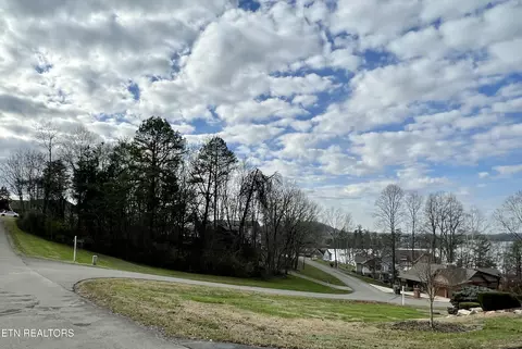 213 Northshore Dr, Greenback, TN 37742