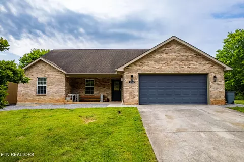 2710 6 Mile Rd, Maryville, TN 37803