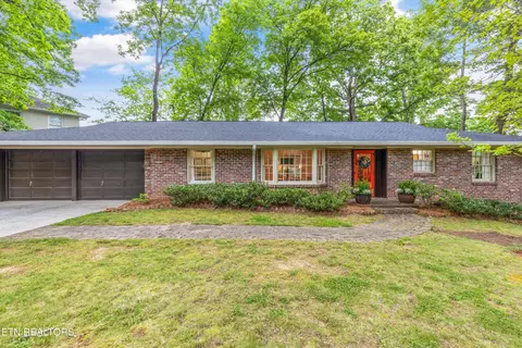 602 Forest Hills Blvd, Knoxville, TN 37919
