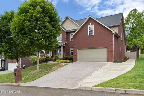 3005 Cambridge Shores Ln #6, Knoxville, TN 37938