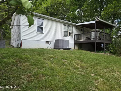1533 Carroll Rd, Morristown, TN 37813