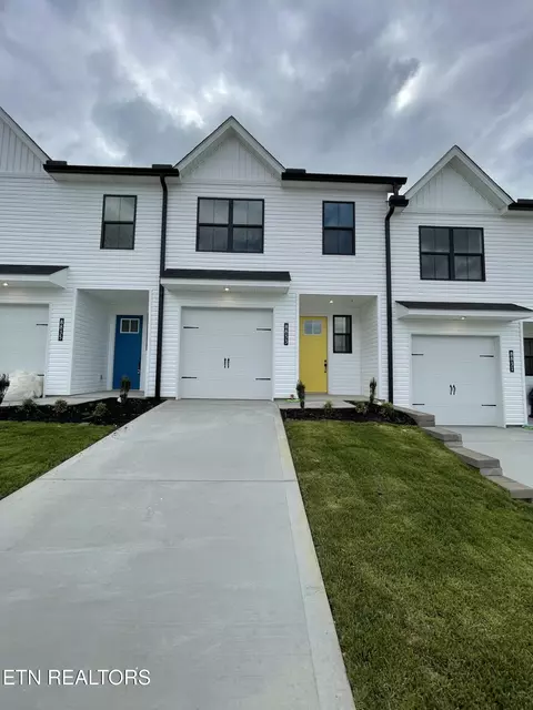 8833 Chapman Trace Way, Knoxville, TN 37920