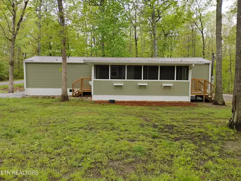 600 Merrimac Tr, Crossville, TN 38572
