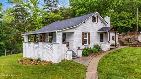 9337 Pedigo Rd, Powell, TN 37849