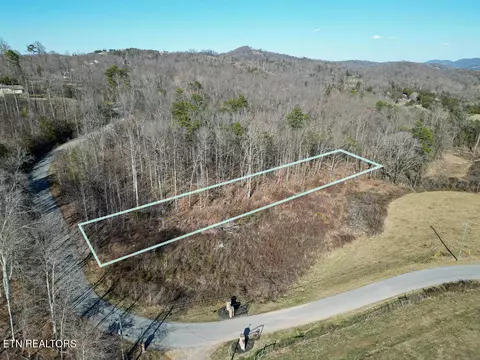 Hickory Point, Maynardville, TN 37807