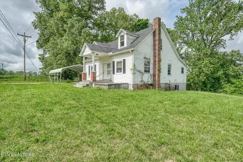 12420 Old Kentucky Rd, Walling, TN 38587 photo 9