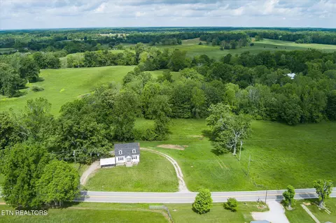 12420 Old Kentucky Rd, Walling, TN 38587 photo 28