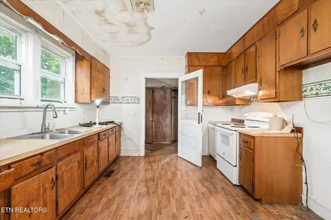 12420 Old Kentucky Rd, Walling, TN 38587 photo 12