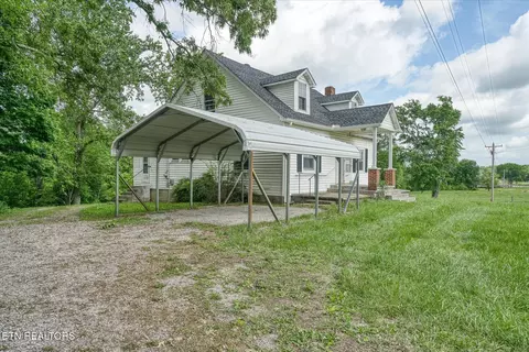 12420 Old Kentucky Rd, Walling, TN 38587 photo 4