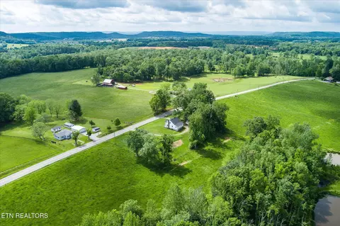 12420 Old Kentucky Rd, Walling, TN 38587 photo 32