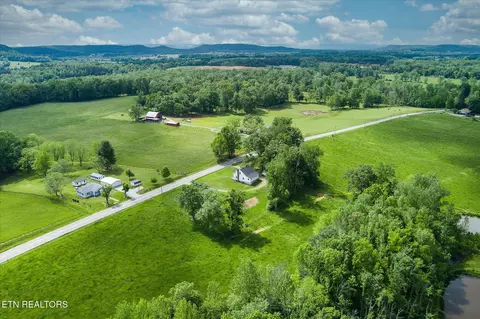 12420 Old Kentucky Rd, Walling, TN 38587 photo 31