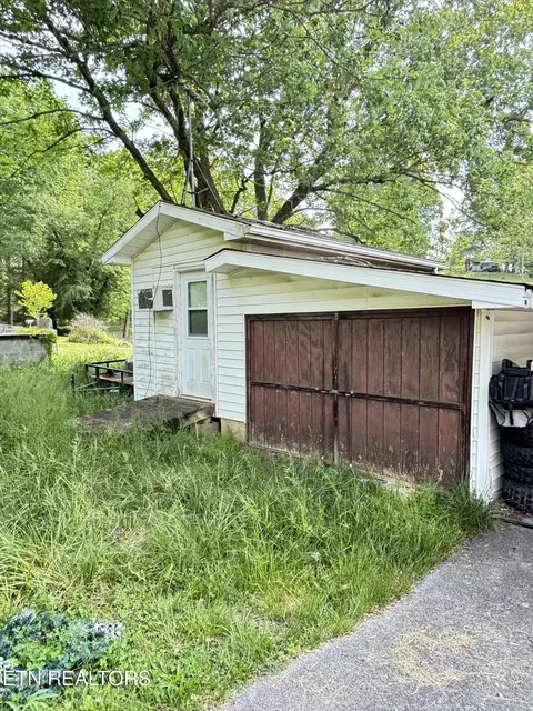 Other - 595 Cross Rd, Bean Station, TN 37708 photo 8 of 9