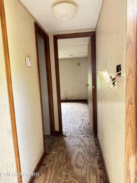 Entry Way - 595 Cross Rd, Bean Station, TN 37708 photo 1 of 1