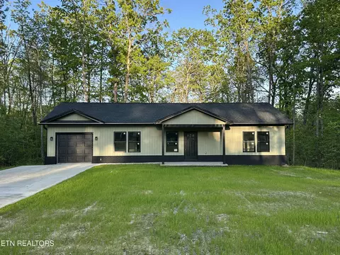 3013 Diego Dr, Crossville, TN 38572