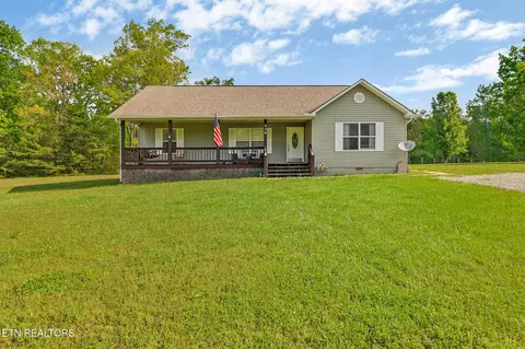838 Buffalo Tr, Clarkrange, TN 38553 photo 2