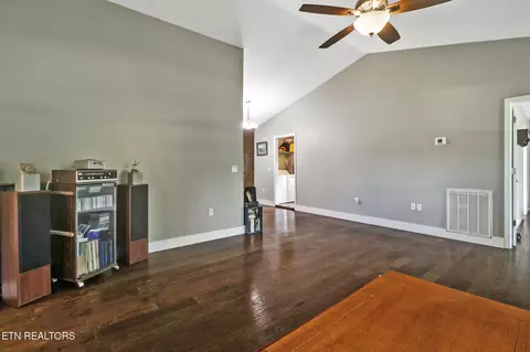 838 Buffalo Tr, Clarkrange, TN 38553 photo 9