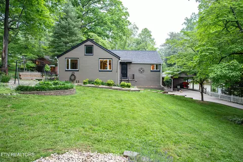 134 W Norris Rd, Norris, TN 37828