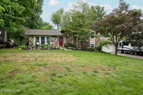 1222 Venido Dr, Knoxville, TN 37932