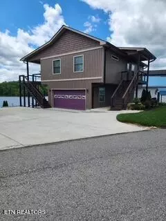101 Bow Point Cir, La Follette, TN 37766