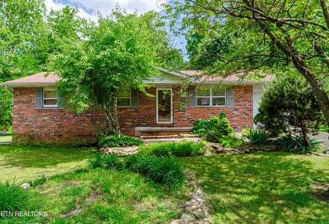 1412 Wilson Rd, Knoxville, TN 37912