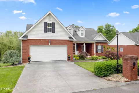 5257 Tropicana Dr, Knoxville, TN 37918